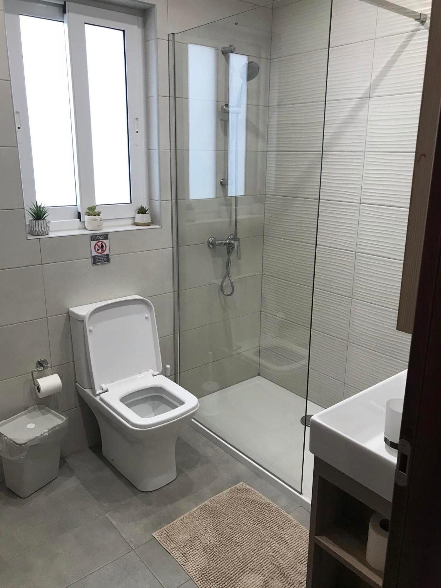 Centrally Located, Well Equipped, Stylish Flat. خليج سانت بول المظهر الخارجي الصورة