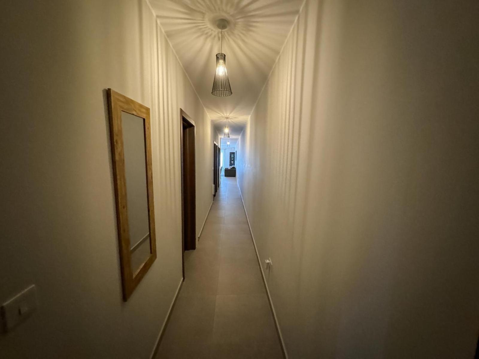 Centrally Located, Well Equipped, Stylish Flat. خليج سانت بول المظهر الخارجي الصورة