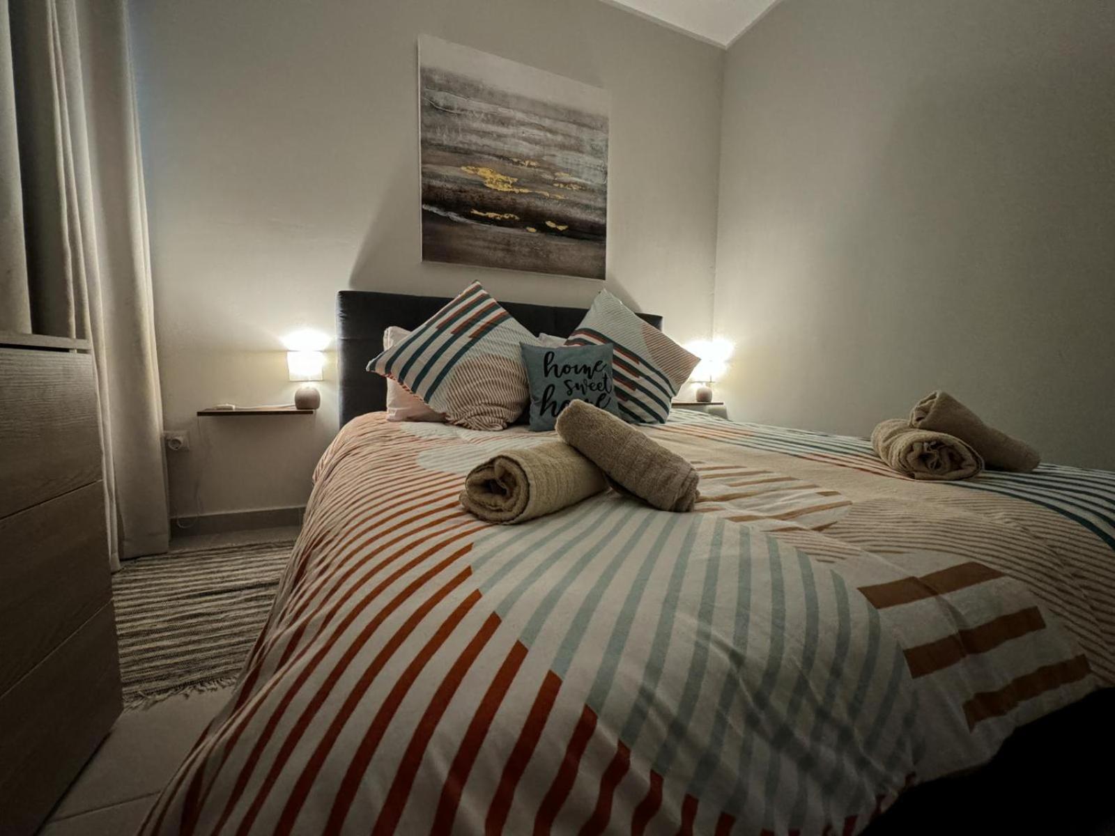Centrally Located, Well Equipped, Stylish Flat. خليج سانت بول المظهر الخارجي الصورة
